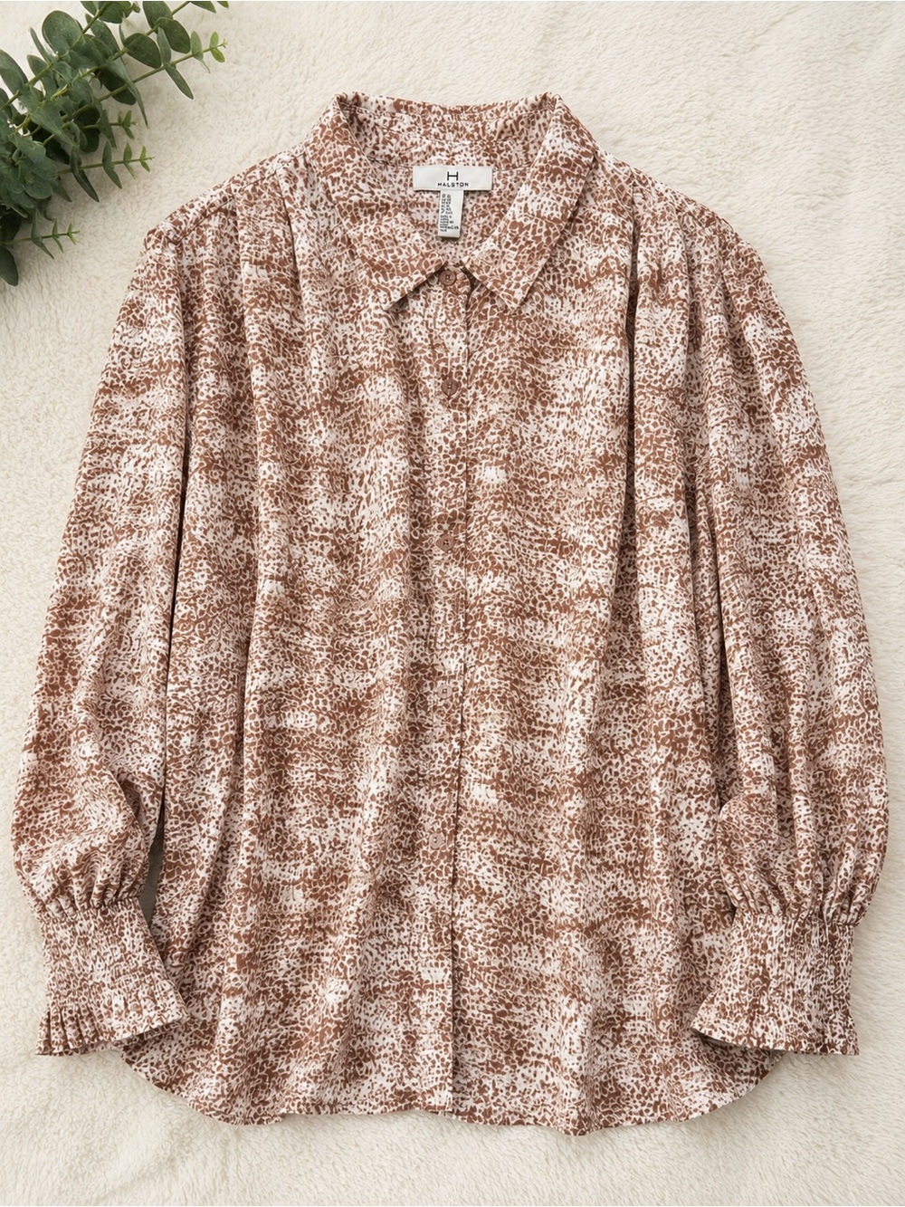 Halston Brown & Cream Abstract Button Front Blouse